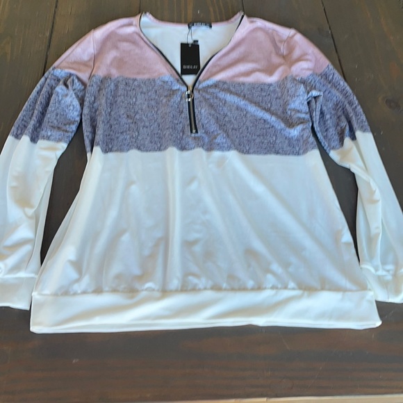 sheilay Tops - ♥️ sheilay 1/2 zip jacket